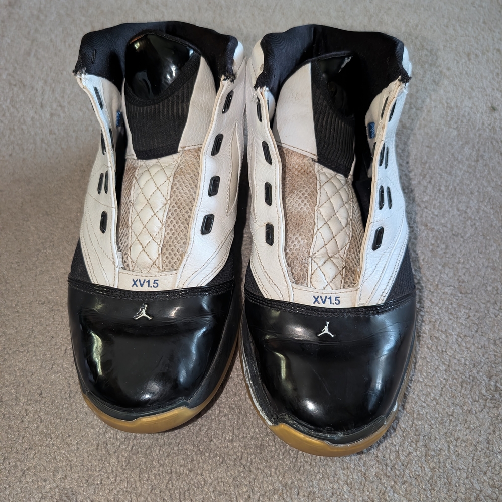 Black and White Jordan XV.1 Sneakers